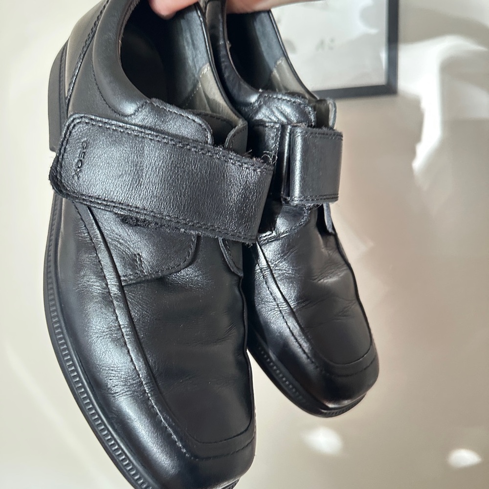 Geox Women's Black Leather Loafers - Picture 10 of 14